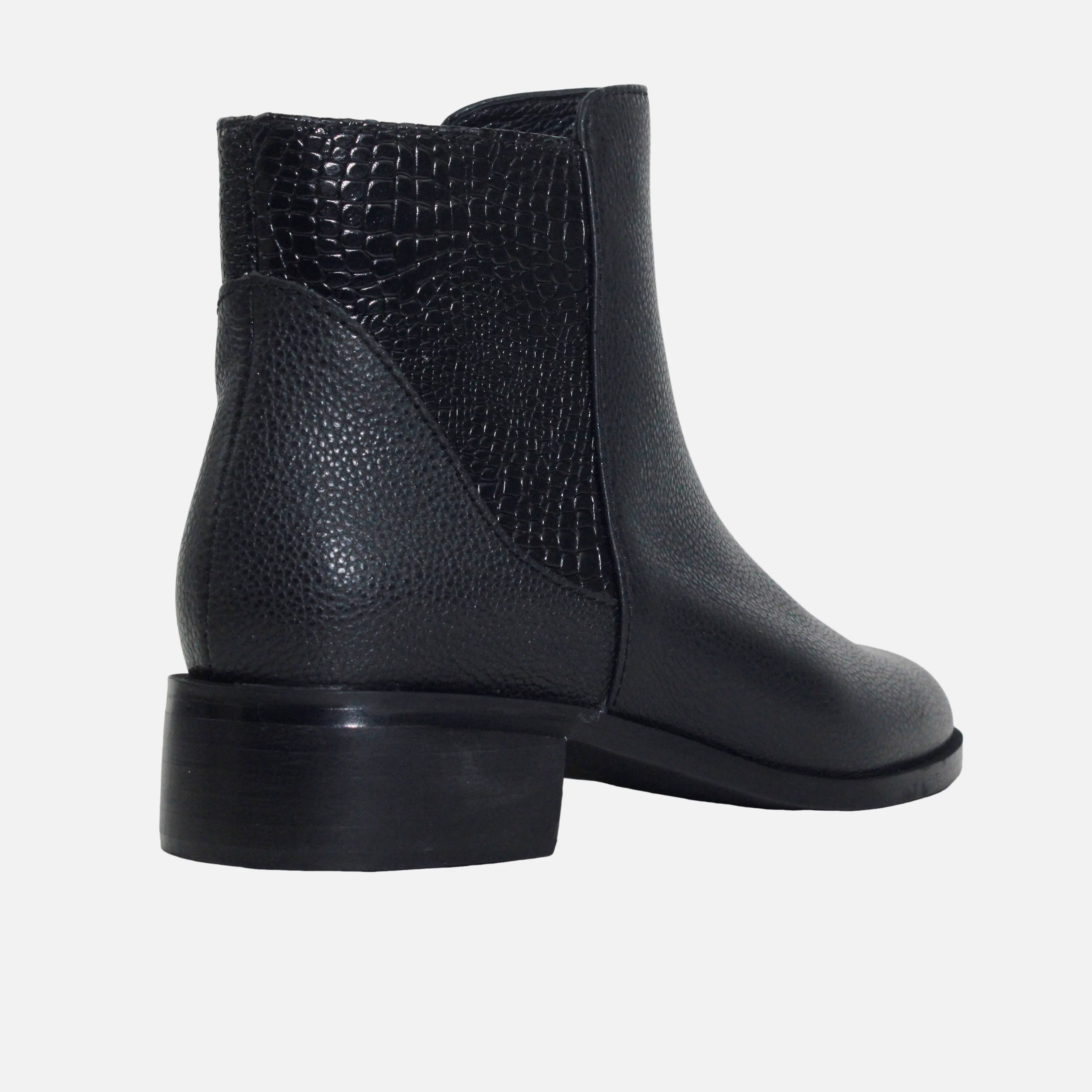 Botin plano glyn de cuero para mujer - Negro - Image 3