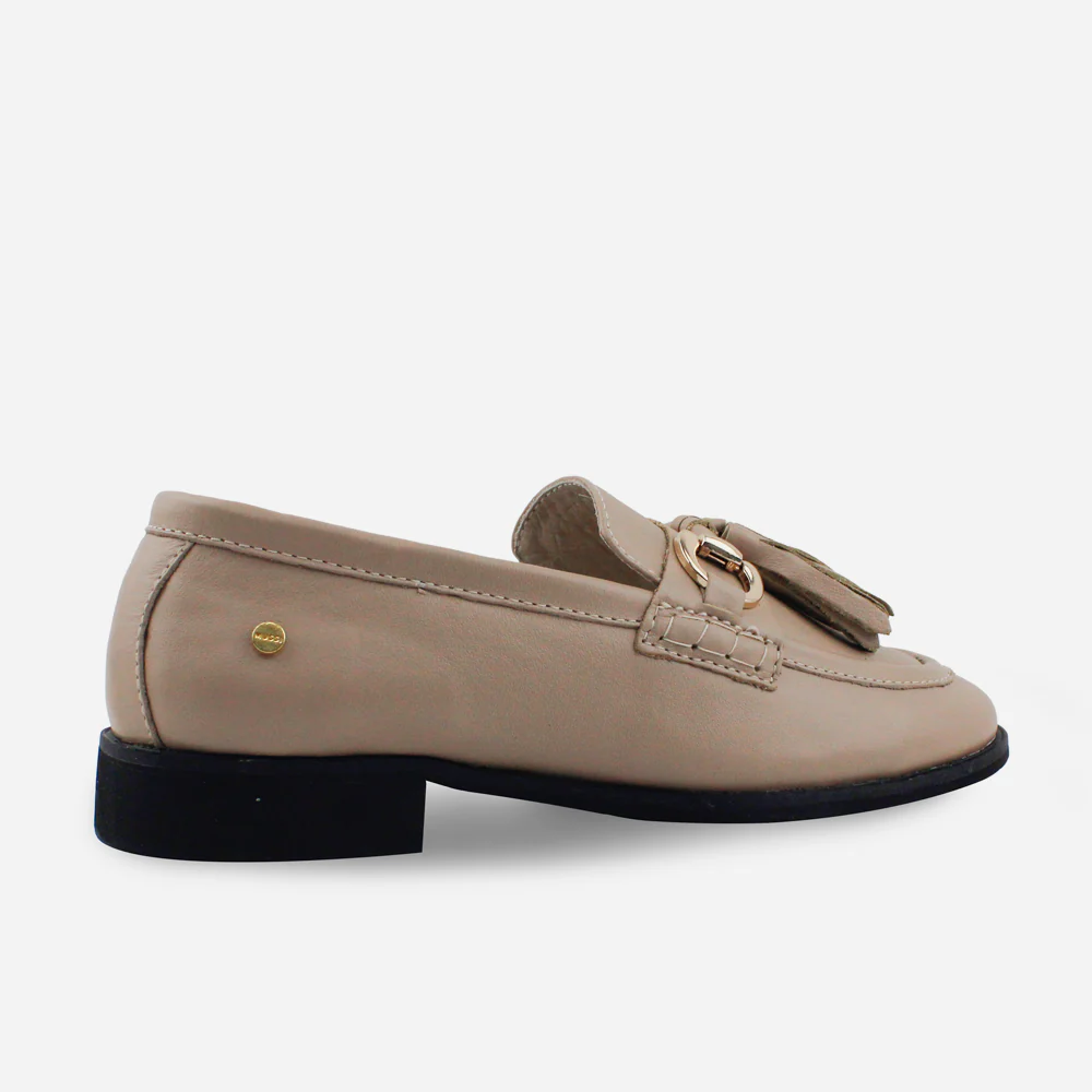 Mocasin plano gardenia de cuero para mujer - Taupe - Image 3