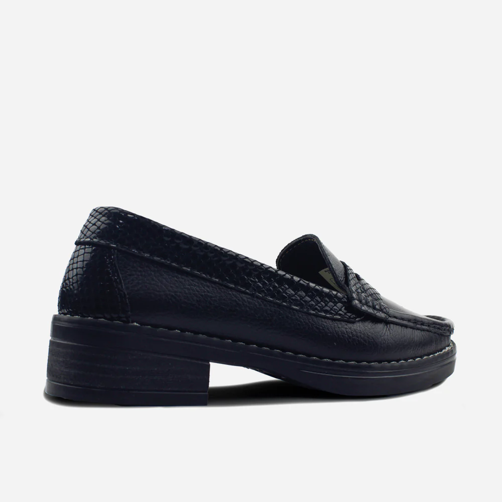 Mocasin tractorado lia de cuero para mujer - Negro - Image 3