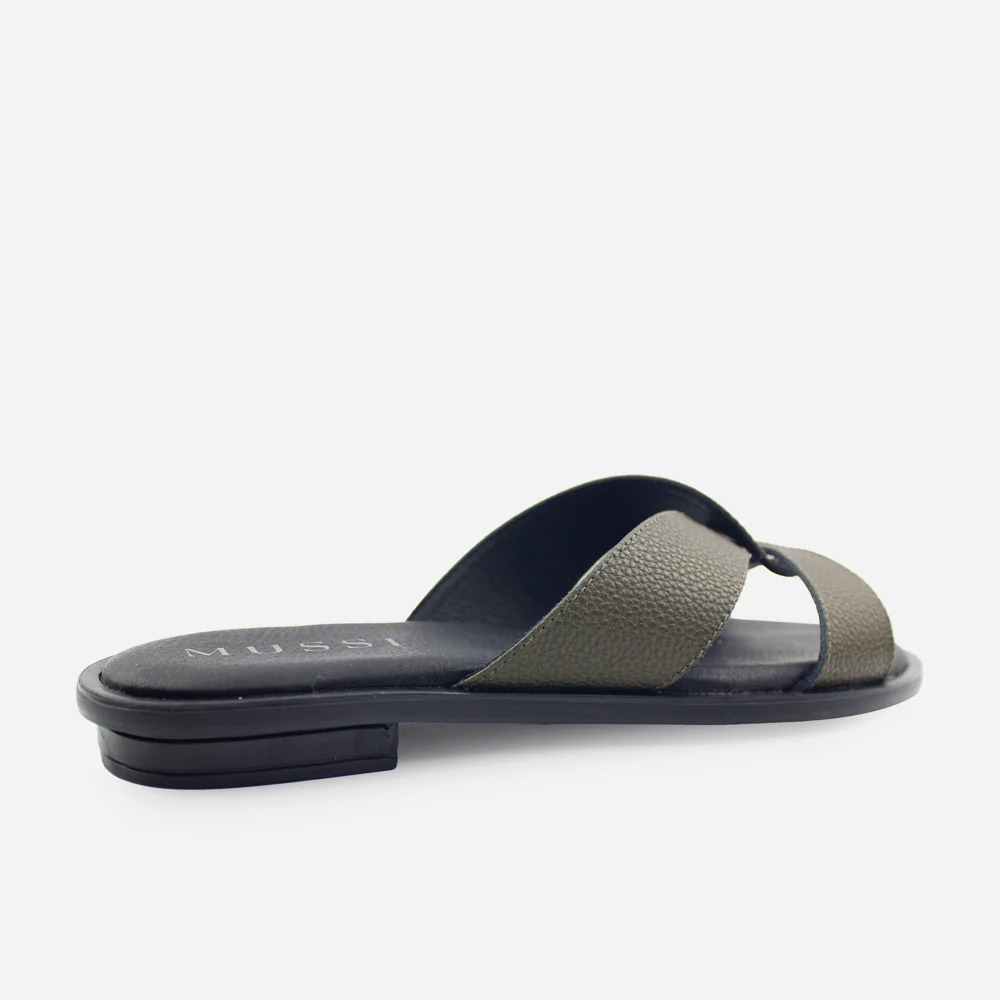 Sandalia plana haruko de cuero para mujer - Verde - Image 3