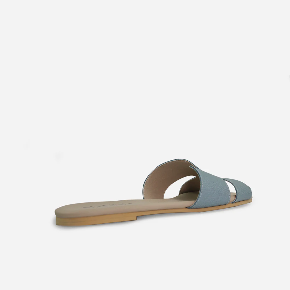 Sandalia plana rem de cuero para mujer - Celeste - Image 3