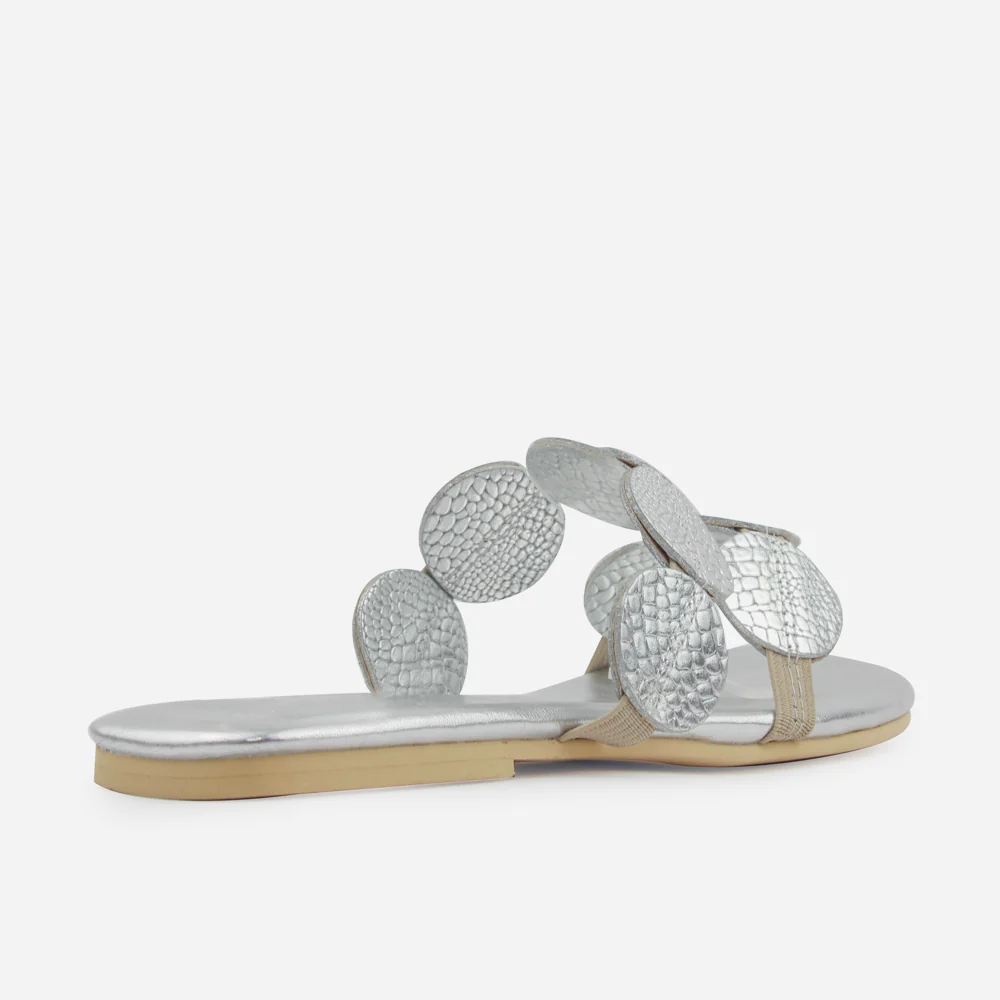Sandalia plana sixtina de cuero para mujer - Plata - Image 2