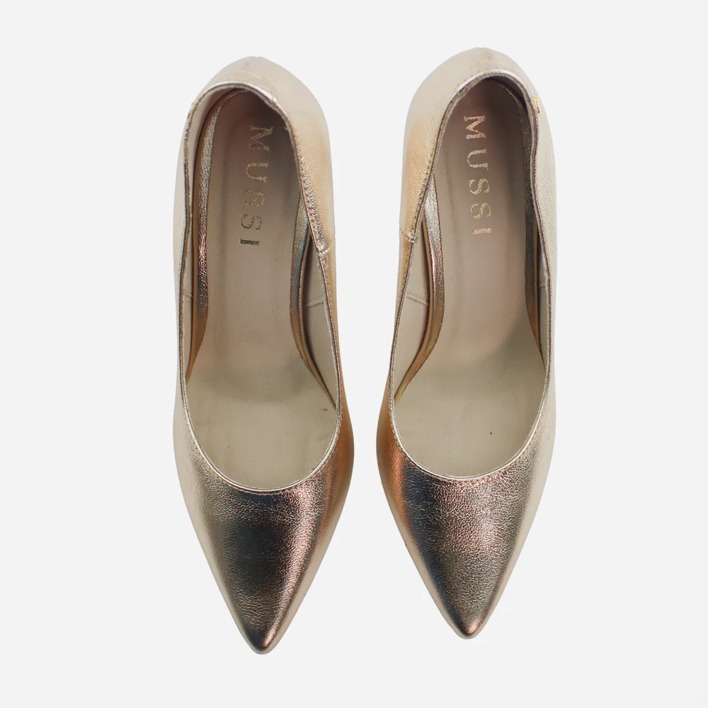 Tacones camil de cuero para mujer - Oro - Image 4
